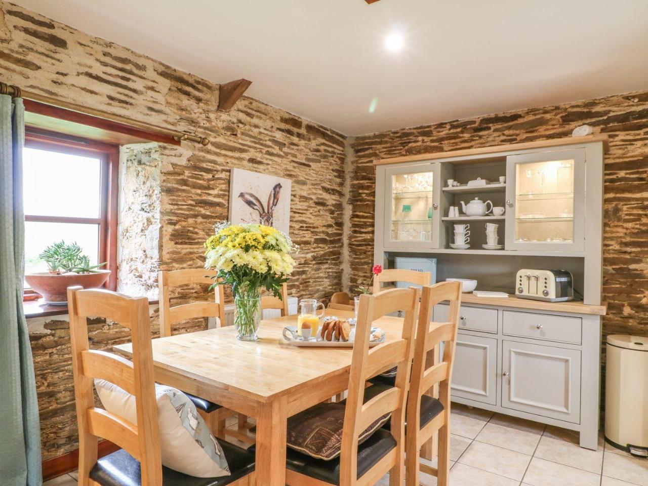 Lily Cottage Looe Εξωτερικό φωτογραφία